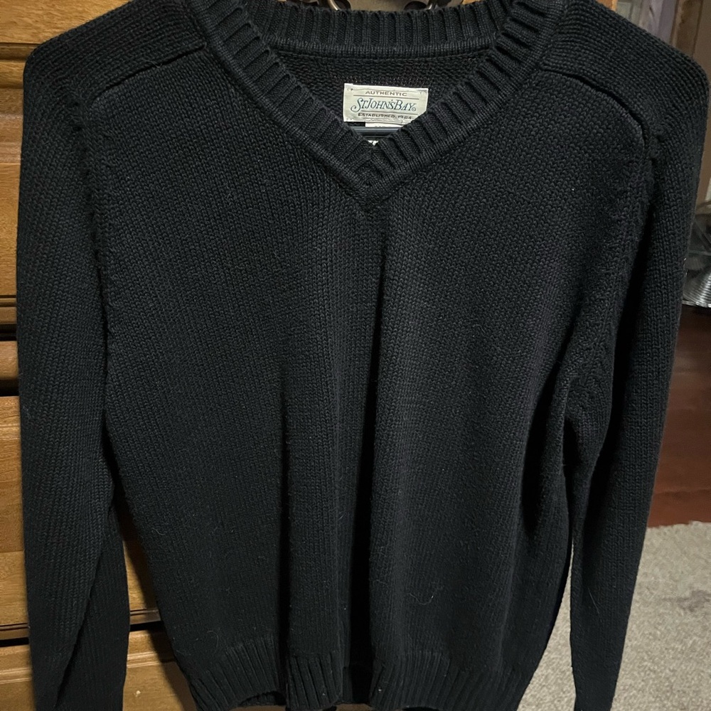 St. John's Bay Black V-Neck Men's Sweater